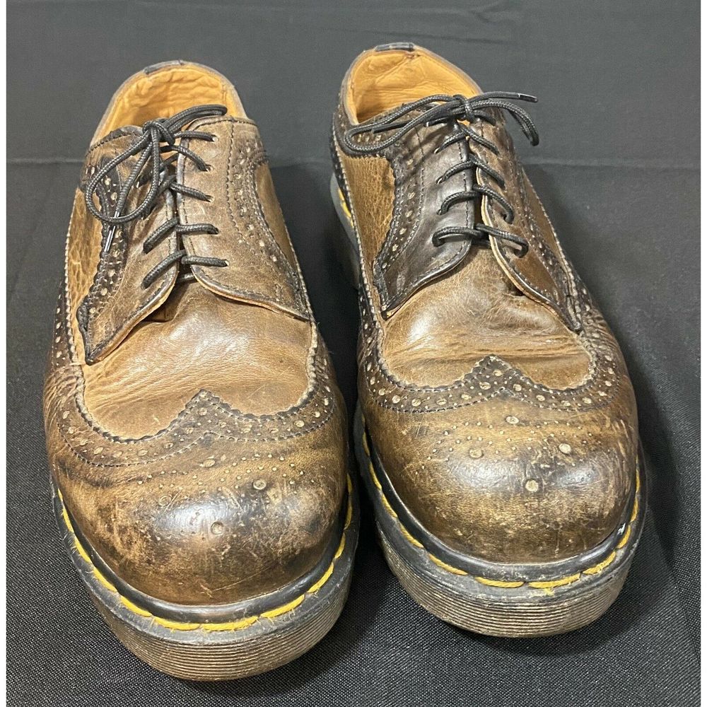 Dr. Martens 3989/34 Leather Brogue Wingtip Shoes 6